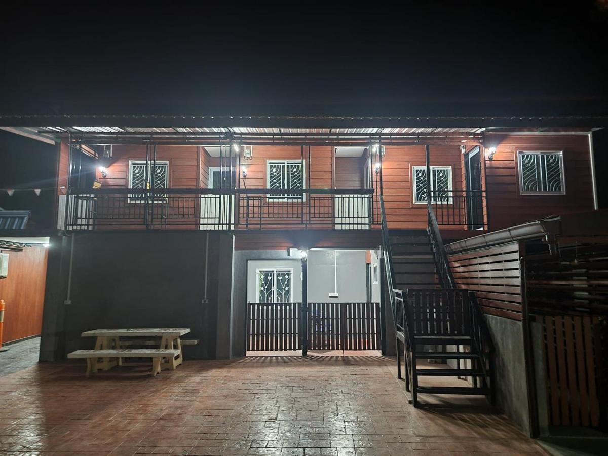 Baan Sabaijai Resort That Phanom 외부 사진