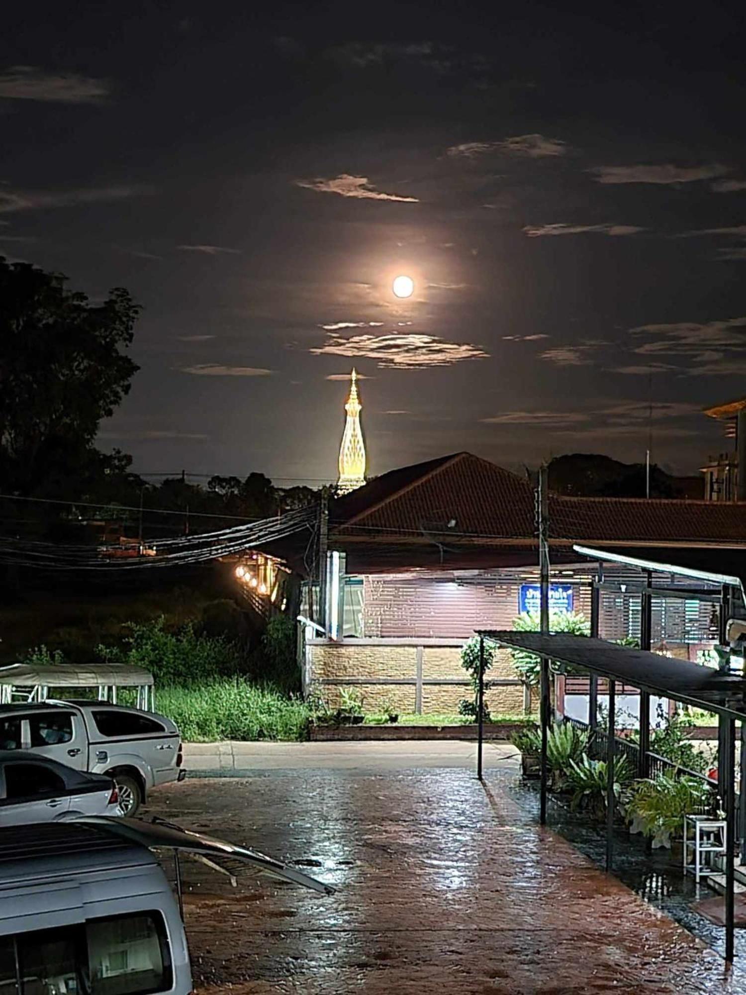 Baan Sabaijai Resort That Phanom 외부 사진