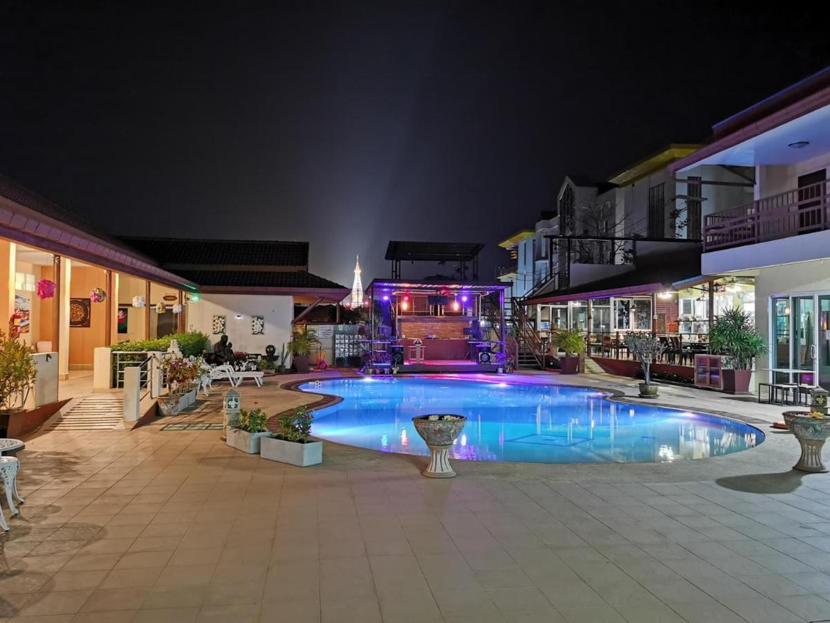 Baan Sabaijai Resort That Phanom 외부 사진